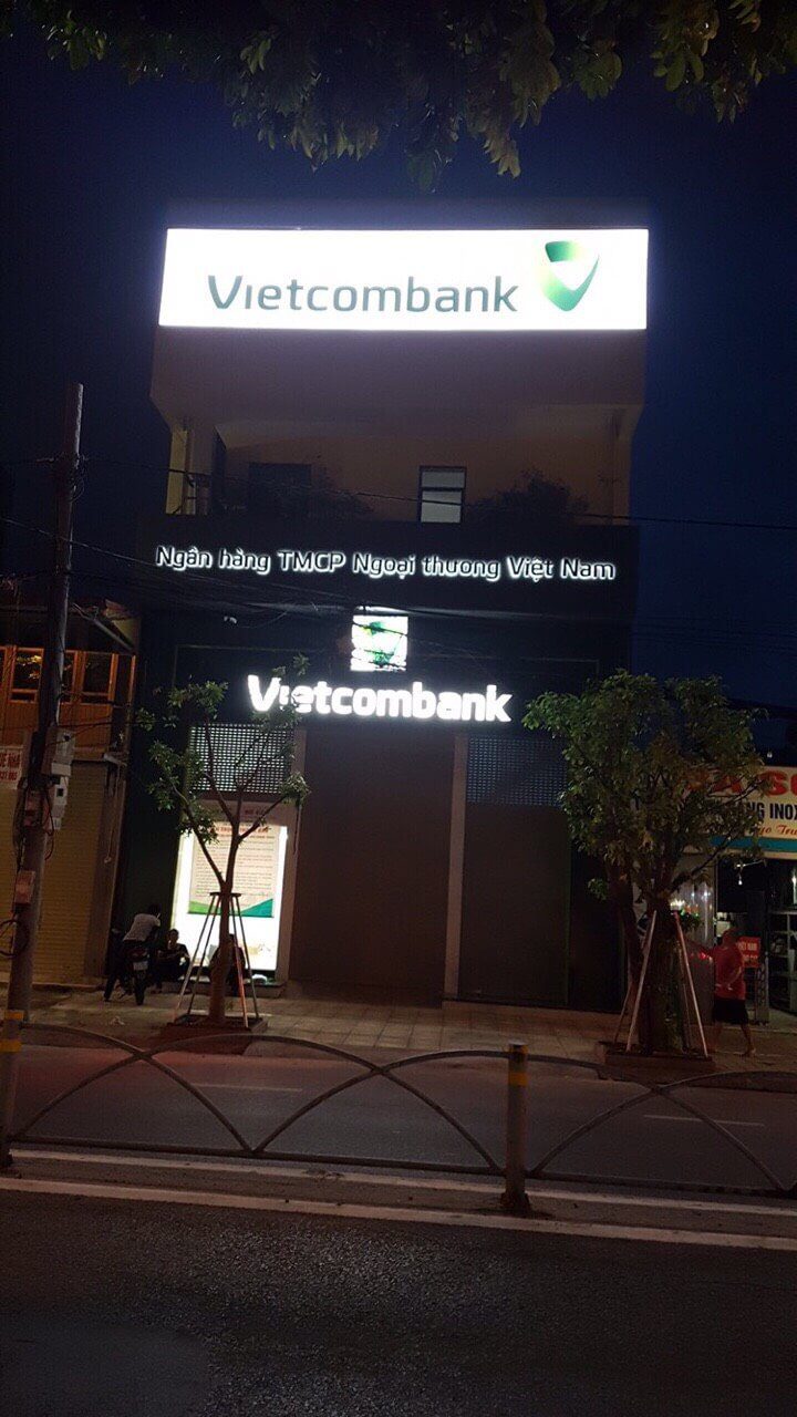 Thi công bảng hiệu với các quy định khắc khe của ngân hàng VIETCOMBANK